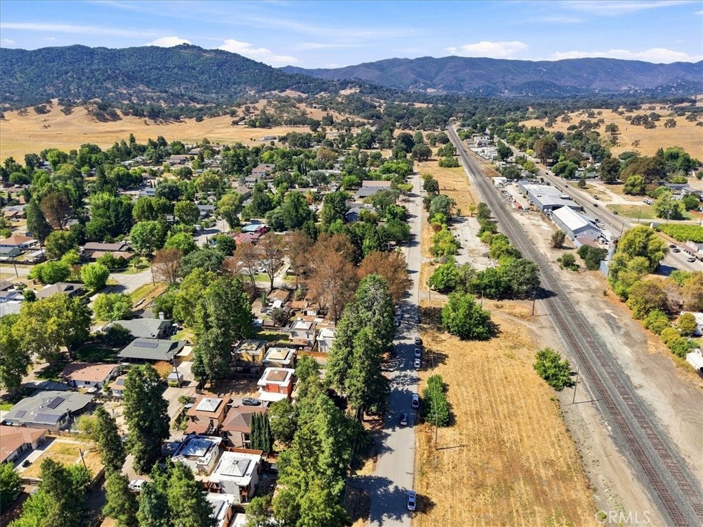22363 H Property Photo 55