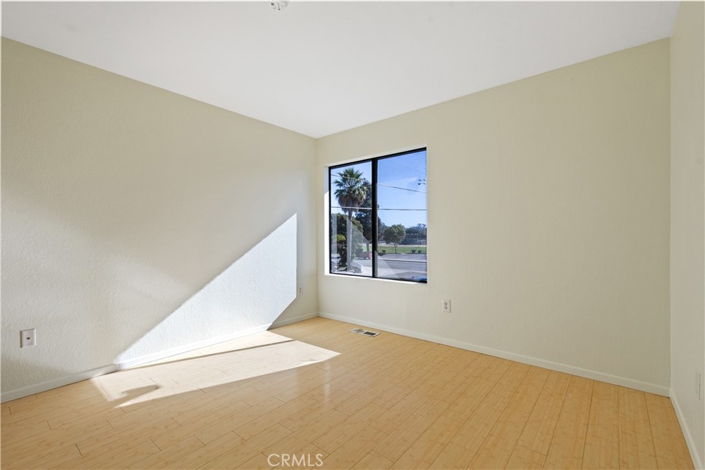 276 Spruce Street Property Photo 20