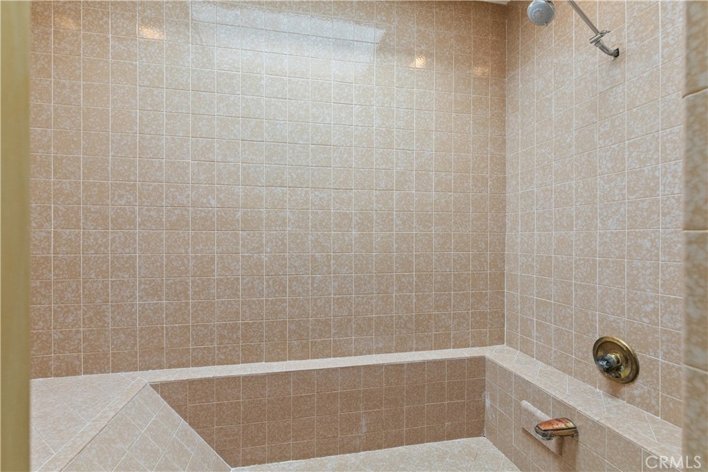 276 Spruce Street Property Photo 25