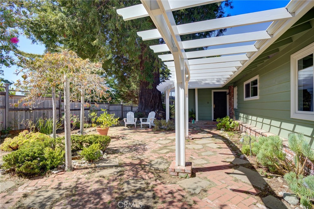 2410 Langton Property Photo 1