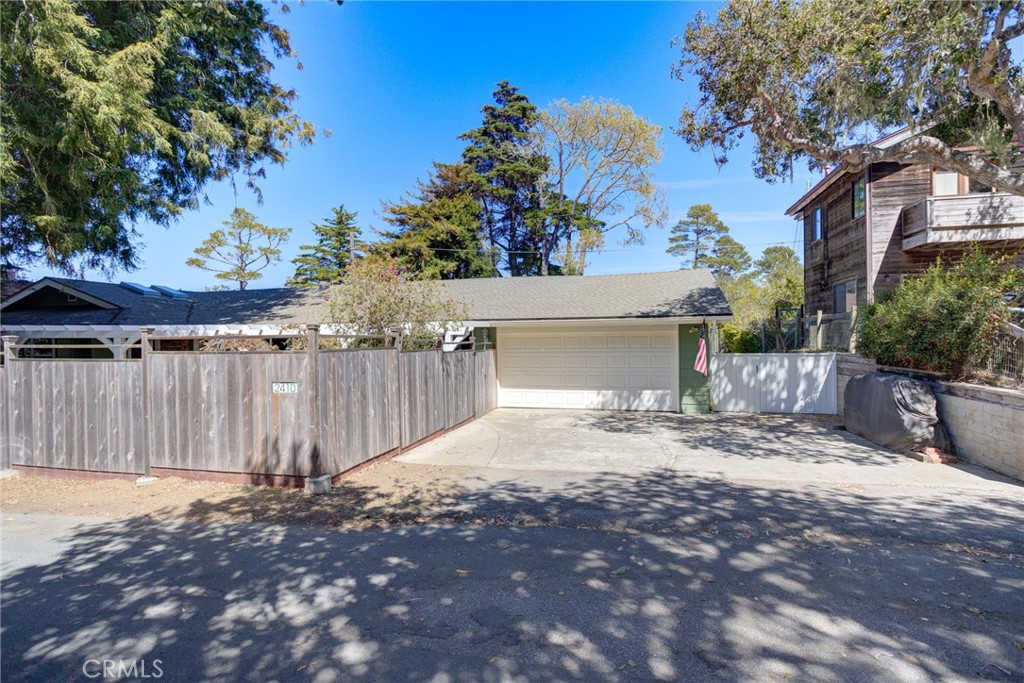 2410 Langton Property Photo 36