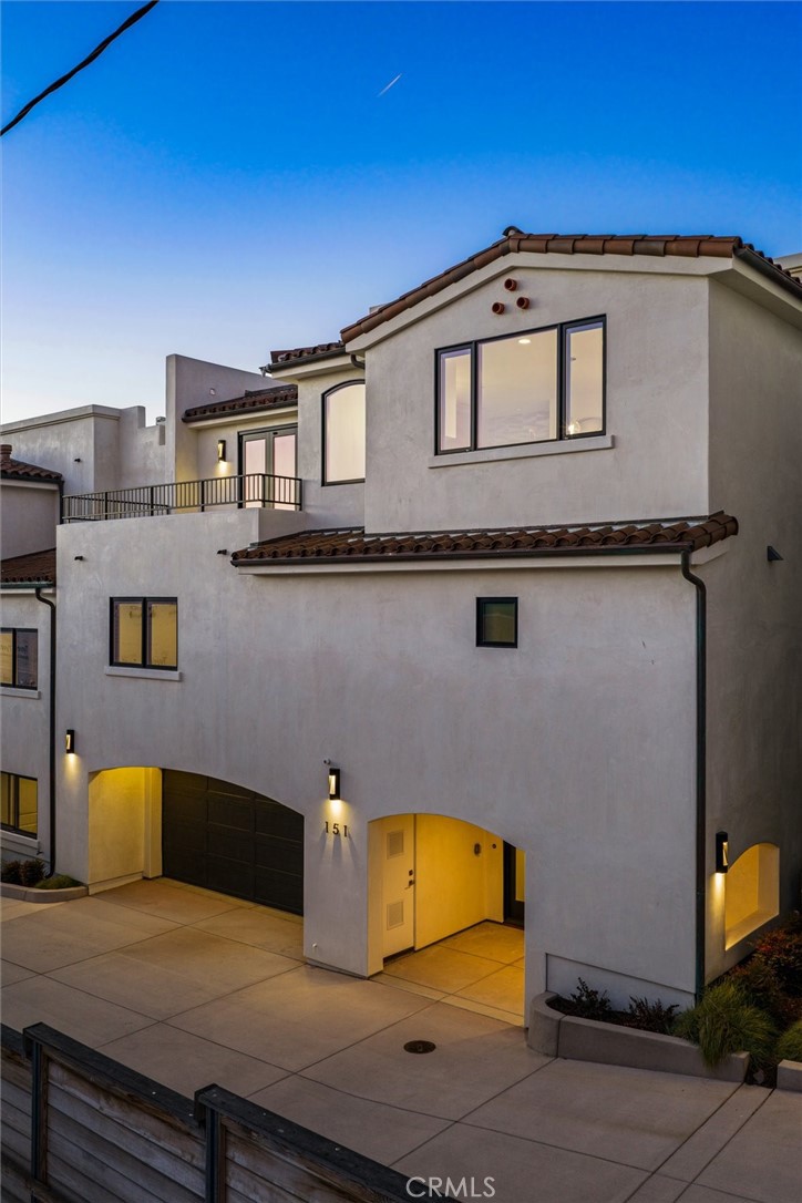 151 San Luis Street Property Photo 4