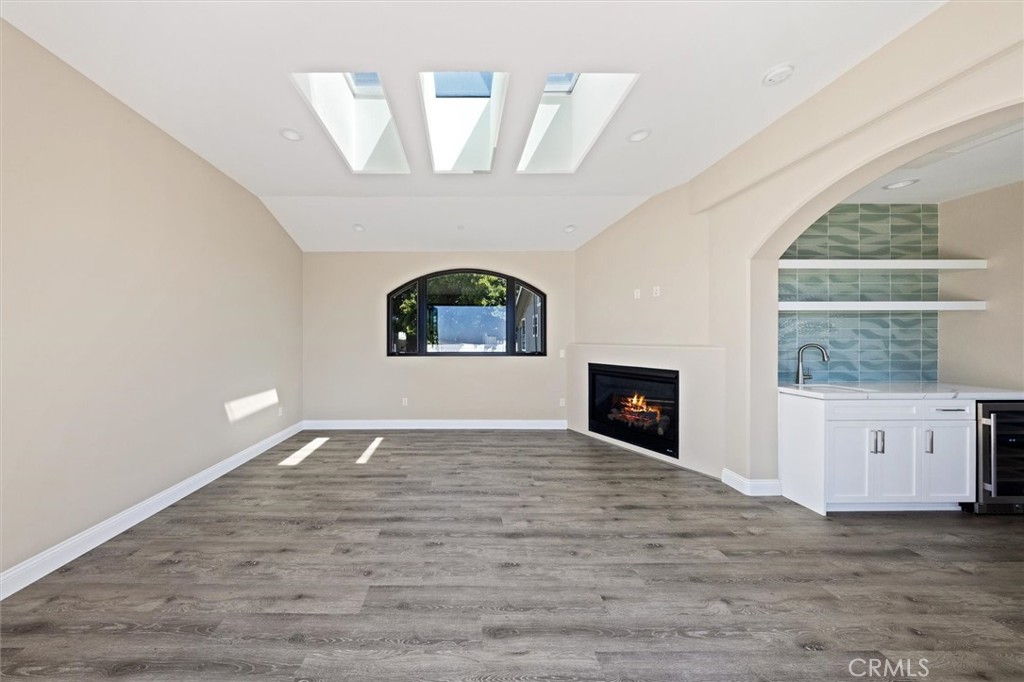 151 San Luis Street Property Photo 23