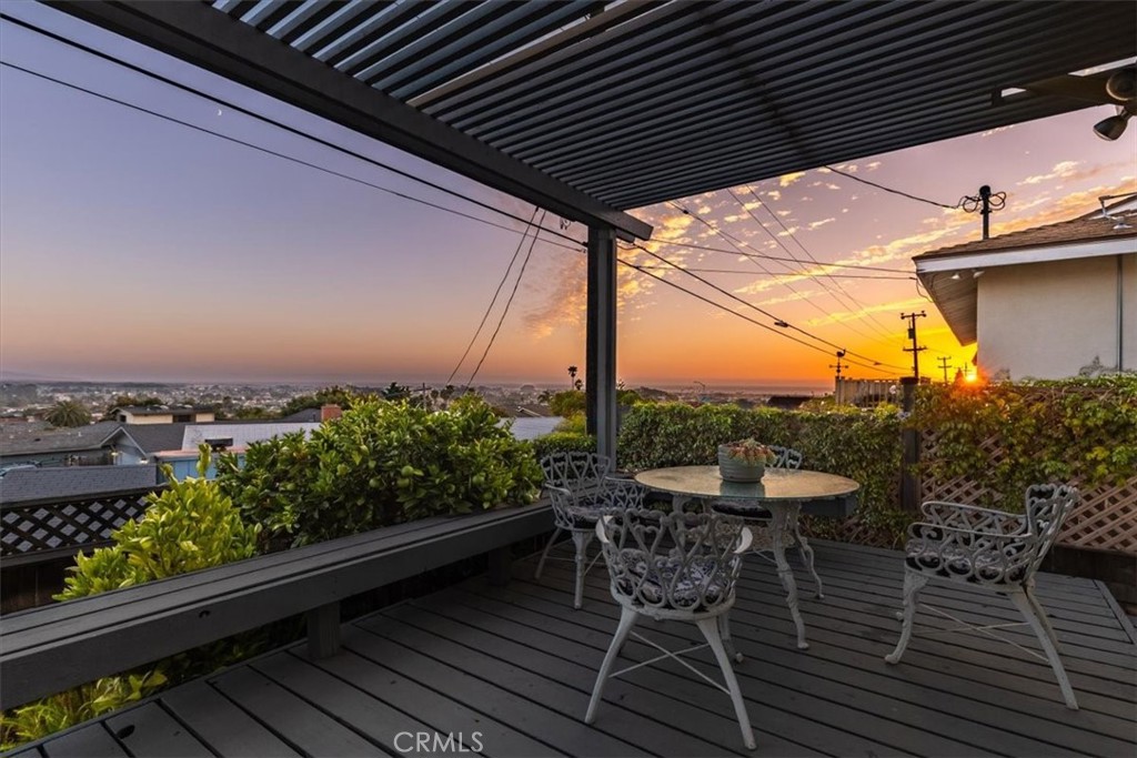 1211 Montego Property Photo 6