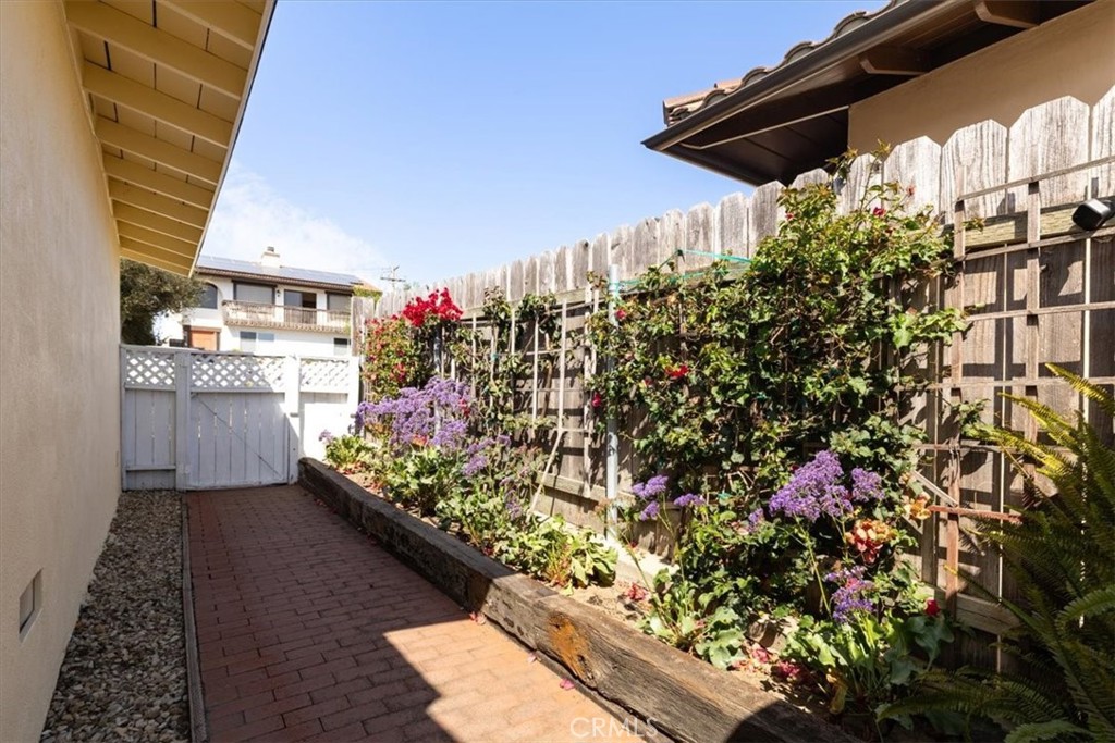 1211 Montego Property Photo 48