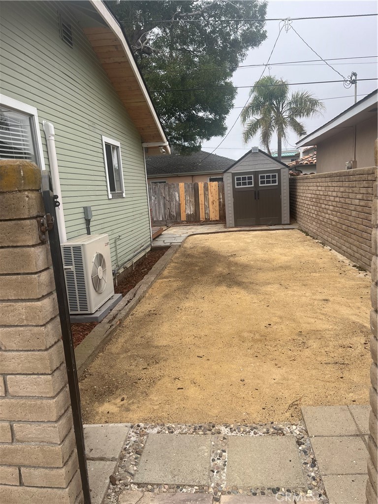 374 Castaic Property Photo 9