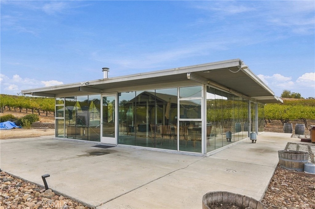 5820 Vista Del Paso Property Photo 4