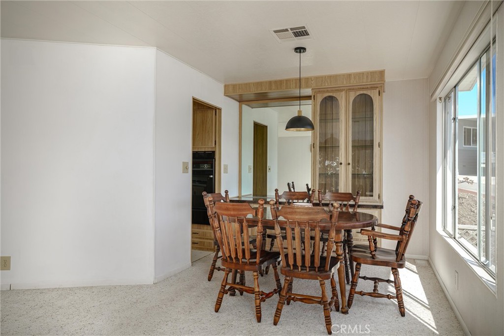 1625 Cass Property Photo 12