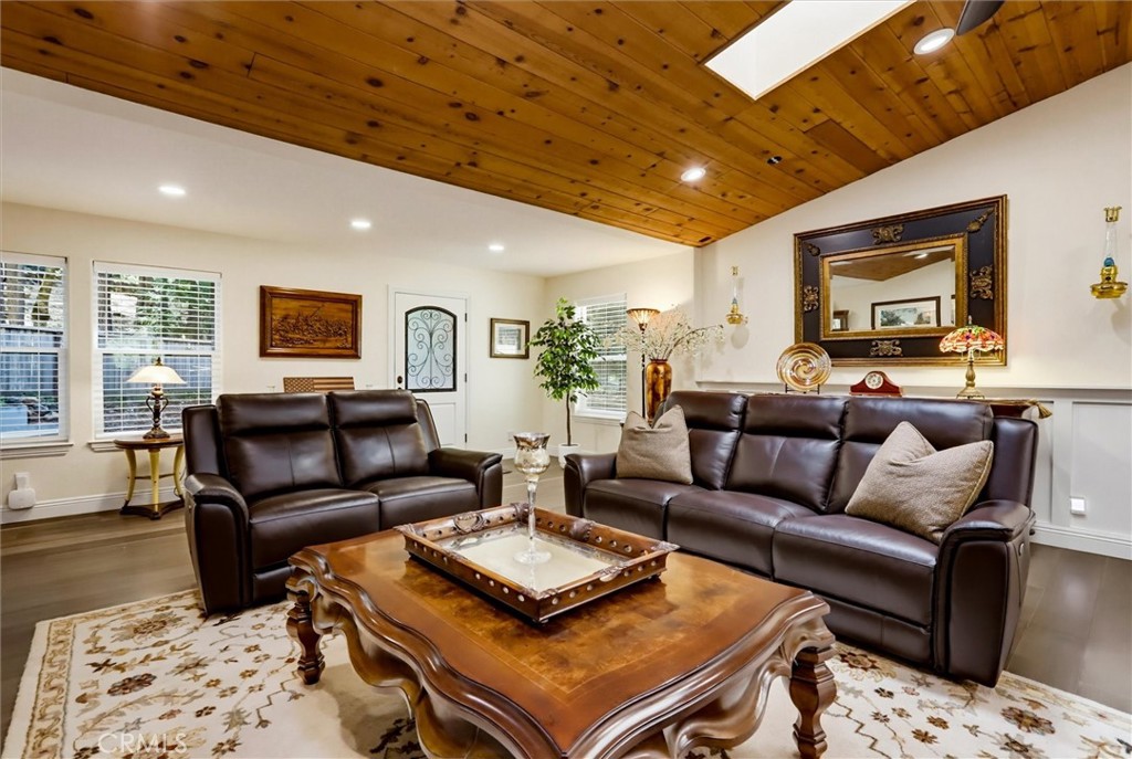 18324 Nubian Way Property Photo 13
