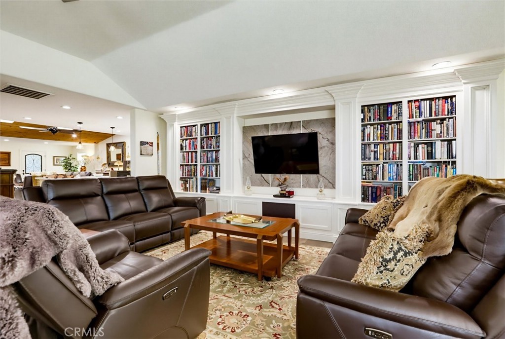 18324 Nubian Way Property Photo 33