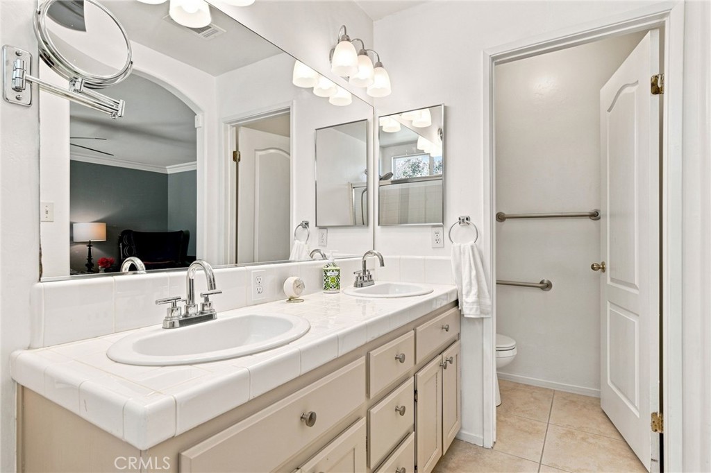 10604 Victoria Falls Avenue Property Photo 32