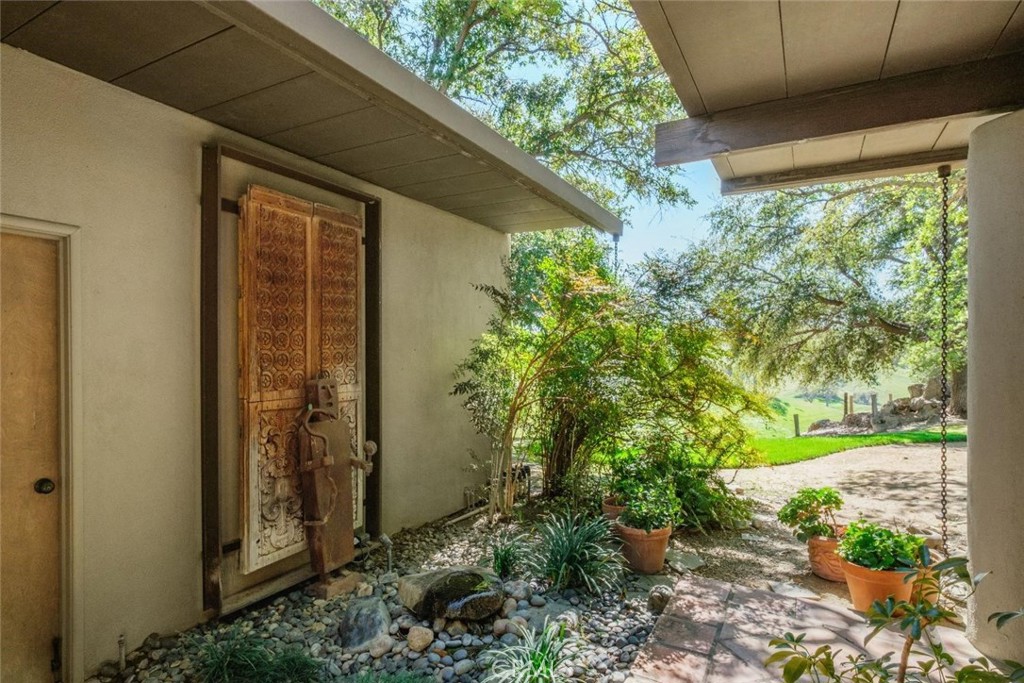 19623 Road 211 Property Photo 36