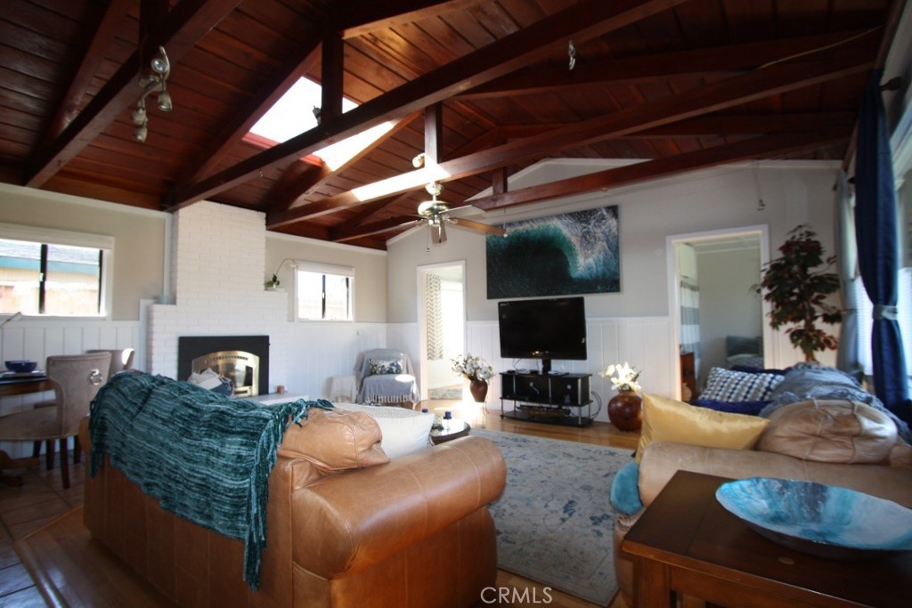 525 Ramona Avenue Property Photo 3