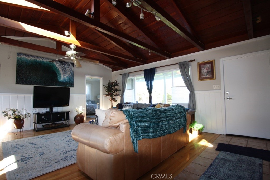 525 Ramona Avenue Property Photo 4