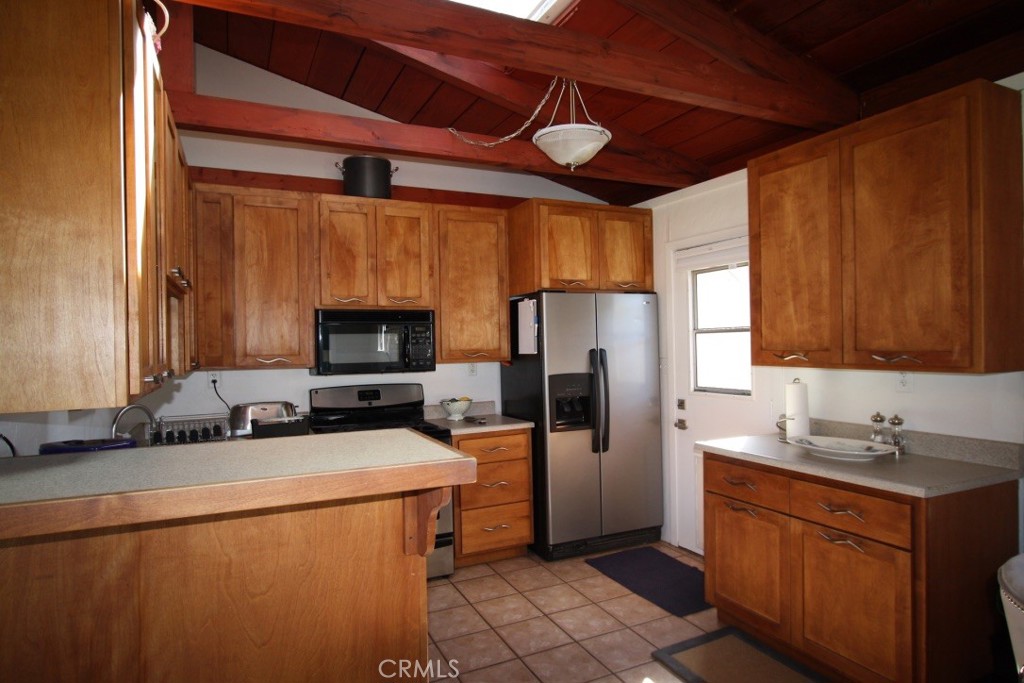 525 Ramona Avenue Property Photo 7