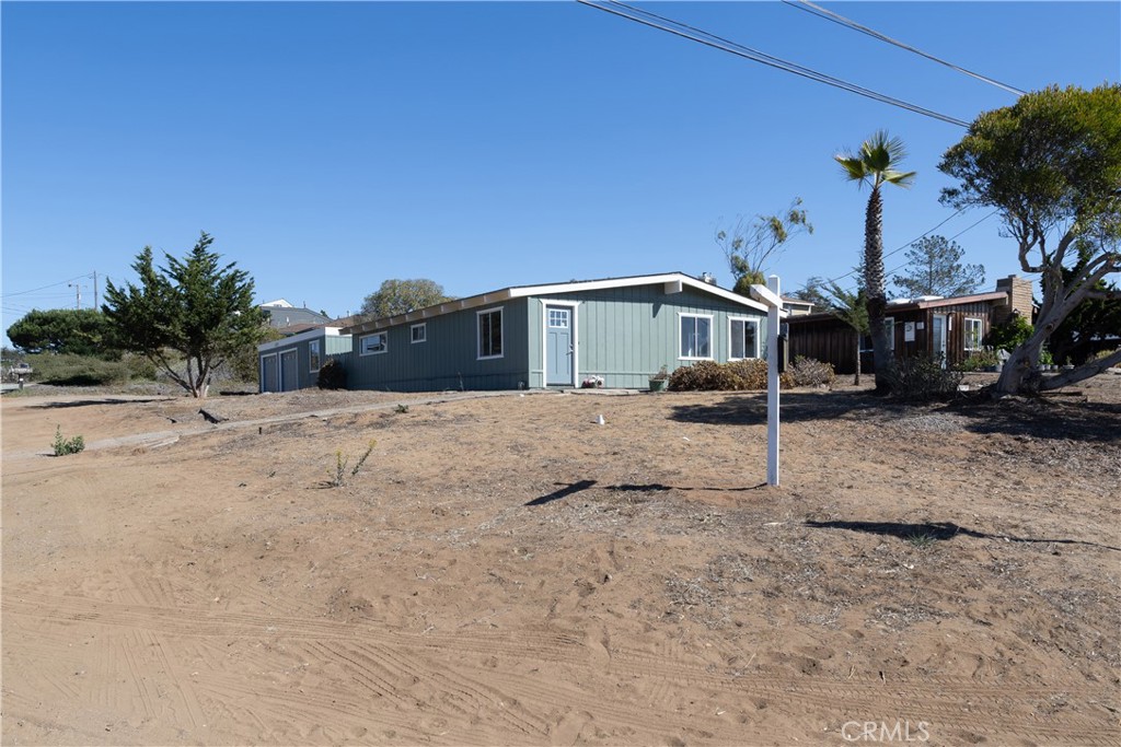 1000 Santa Maria Property Photo 6