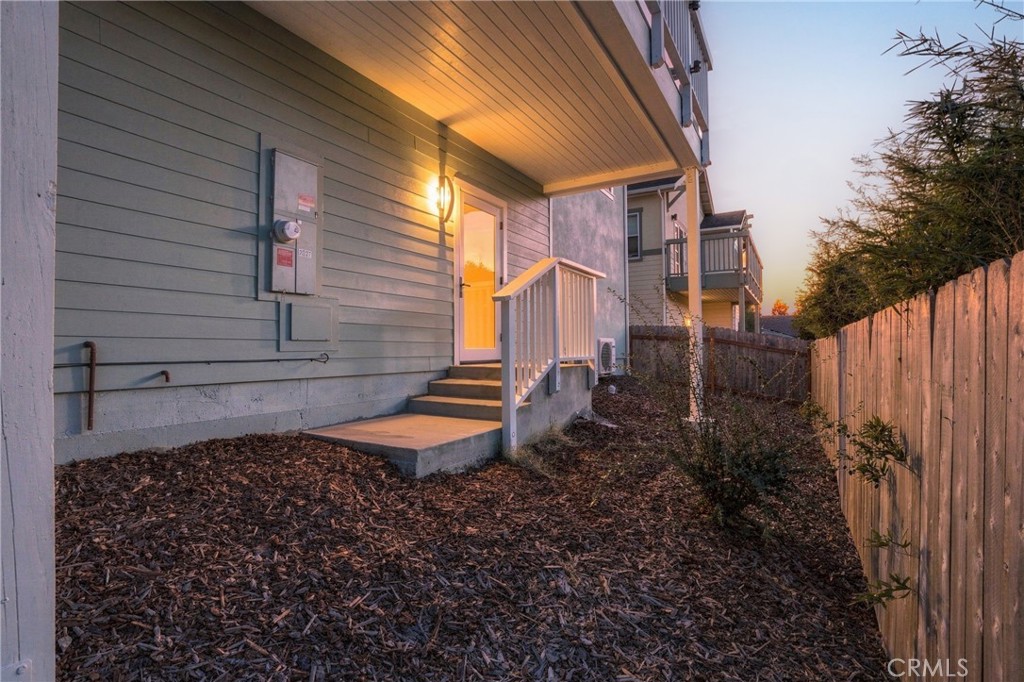 2027 Rachel Street Property Photo 30