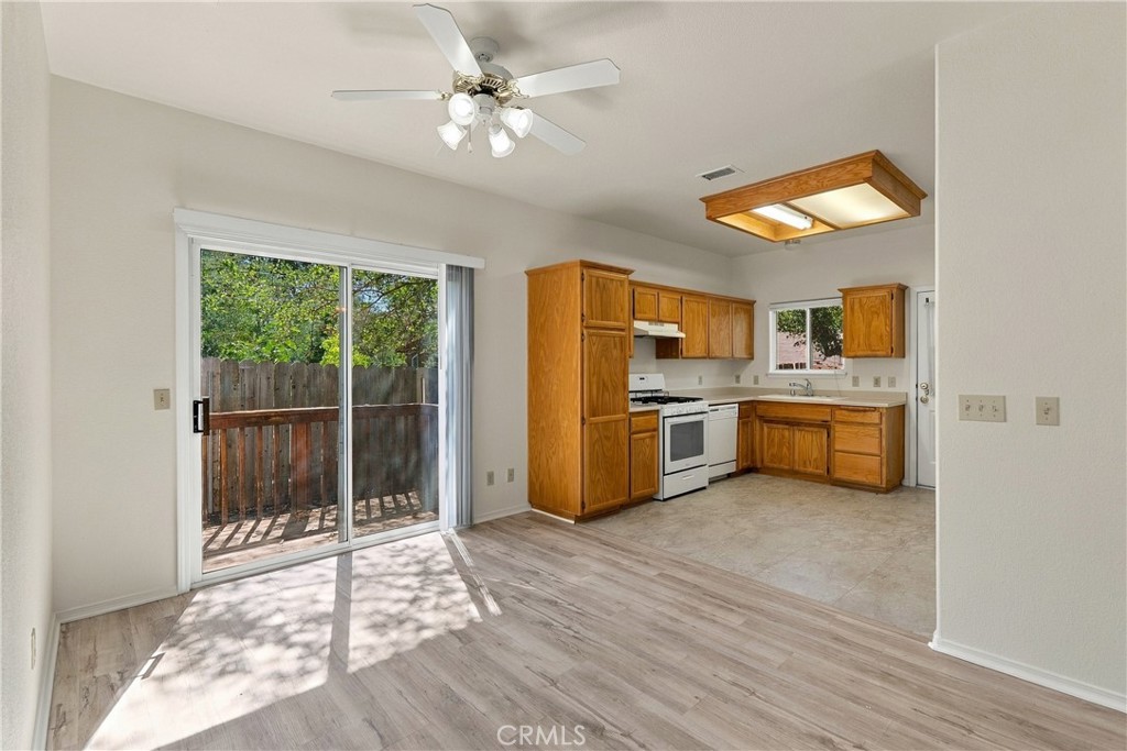 5078 Palma Property Photo 9