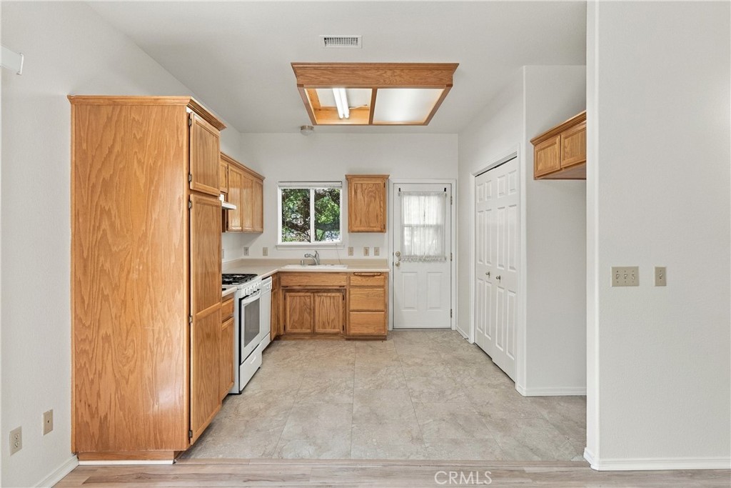 5078 Palma Property Photo 11