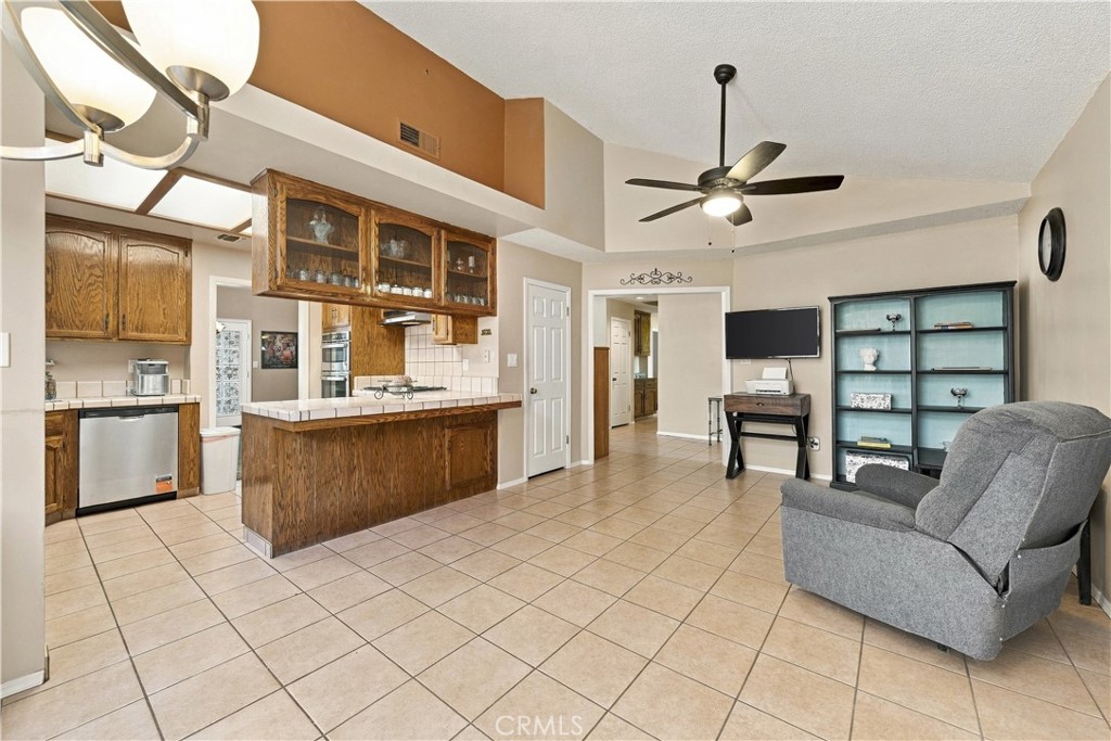 7708 Angoras Court Property Photo 8