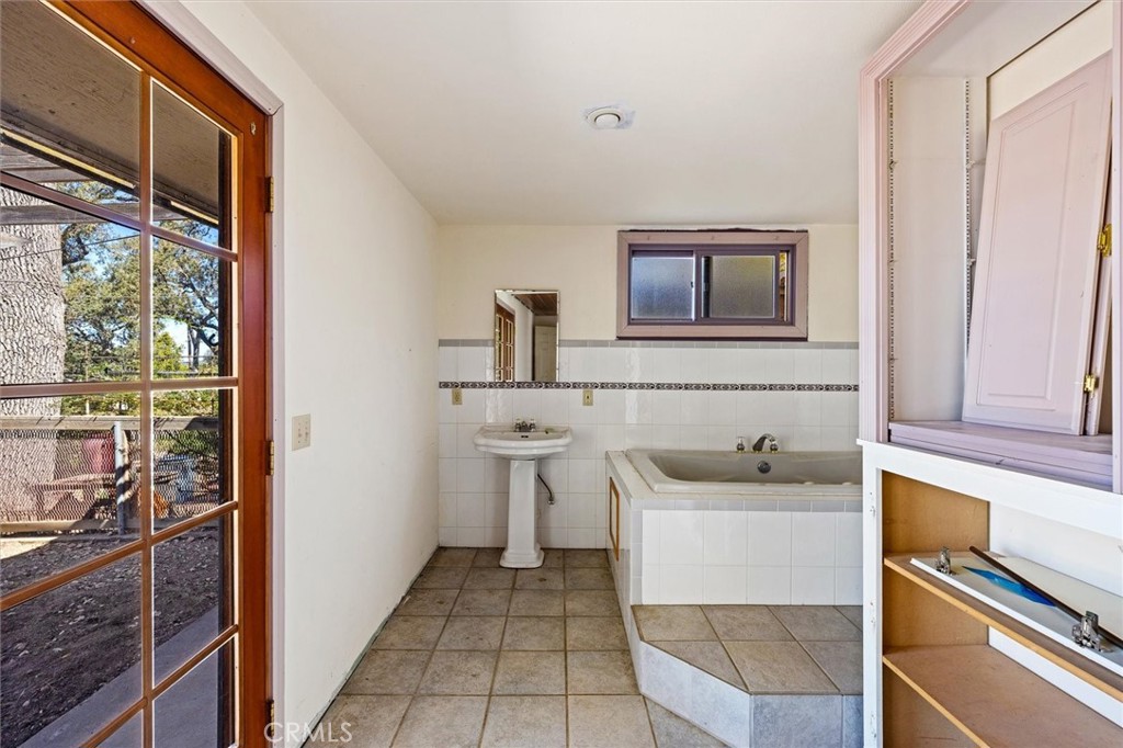 5265 Magdalena Avenue Property Photo 16
