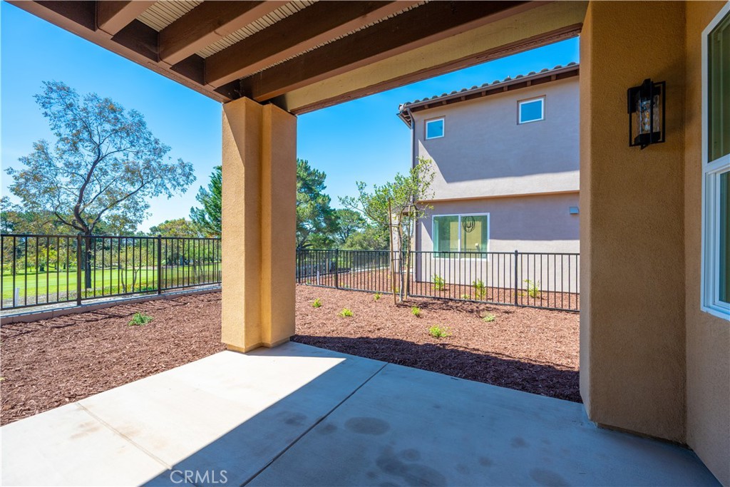 220 Oak Hill Drive Property Photo 25