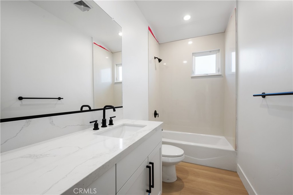 220 Oak Hill Drive Property Photo 36