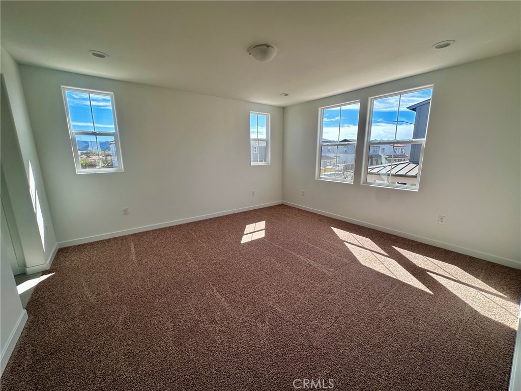 282 Memphis Belle Way Property Photo 27