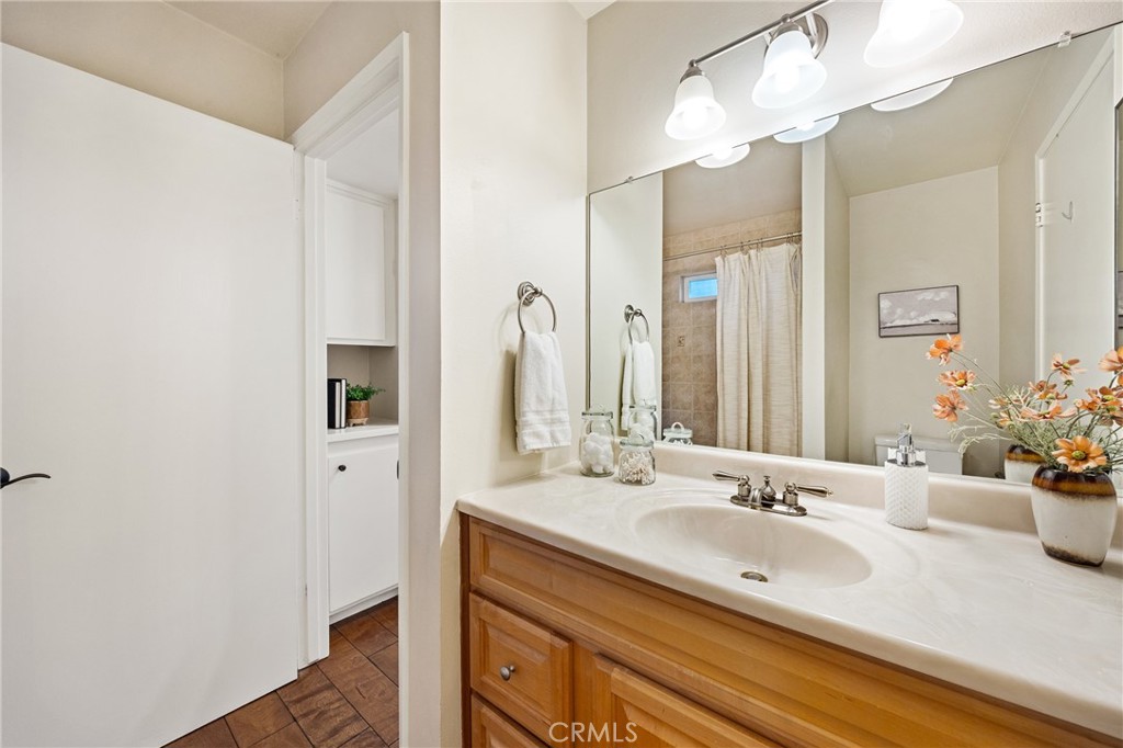833 Escuela Court Property Photo 21
