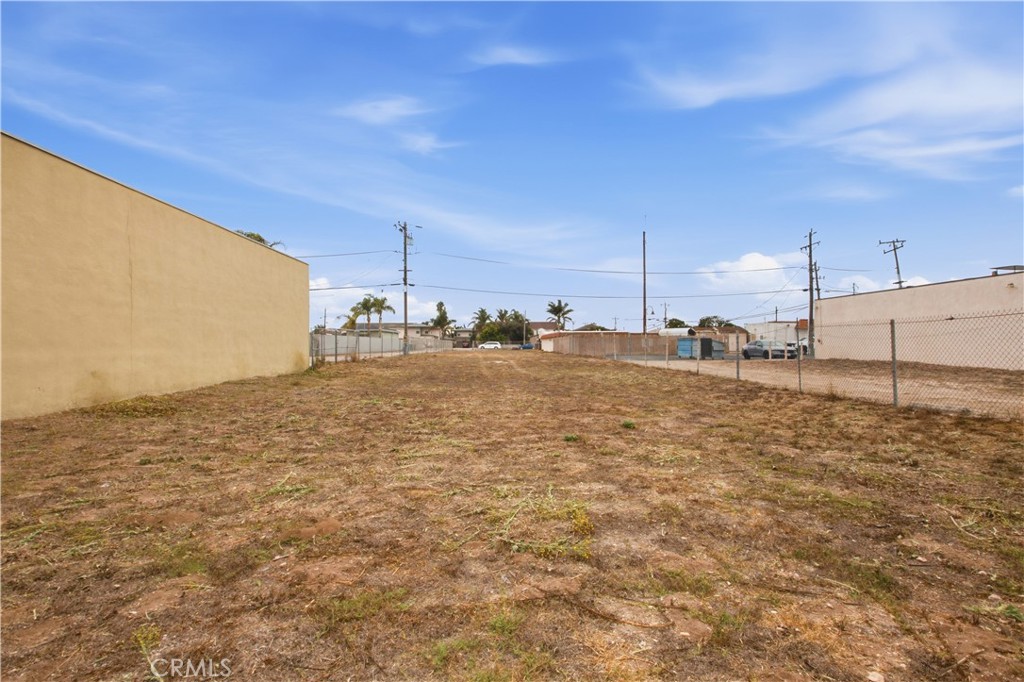 838 W Grand Ave Property Photo 11