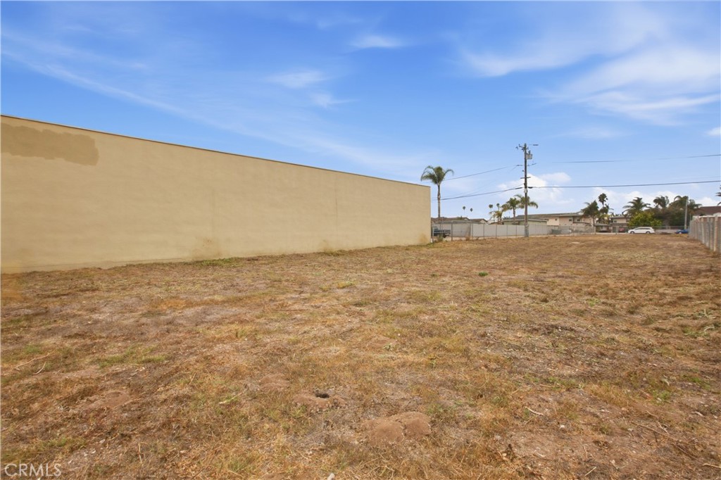 838 W Grand Ave Property Photo 12