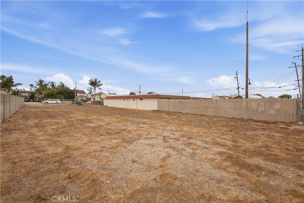 838 W Grand Ave Property Photo 14