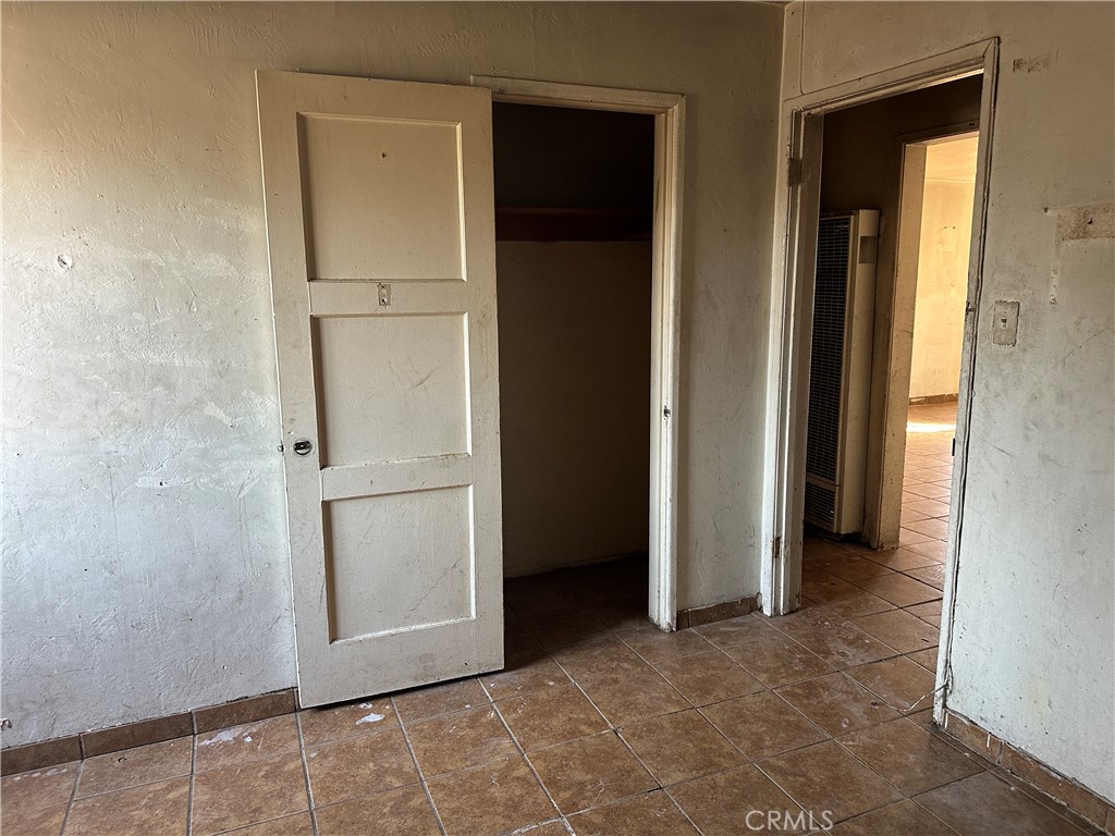 401 4th Property Photo 7