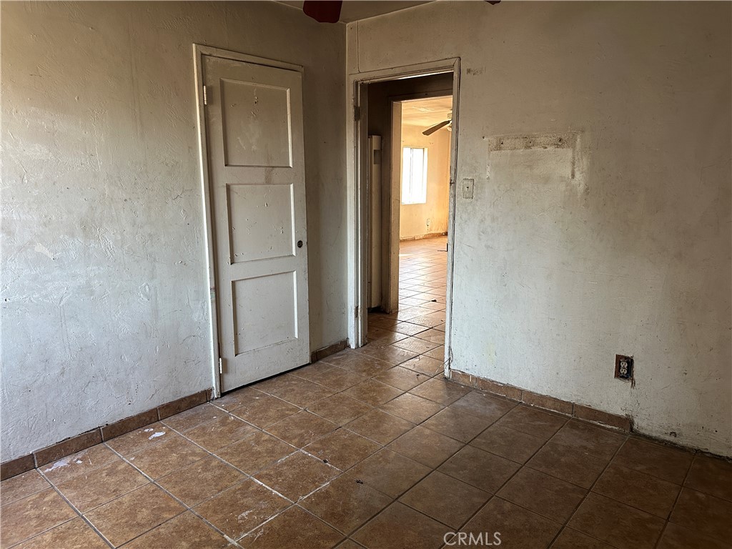 401 4th Property Photo 8