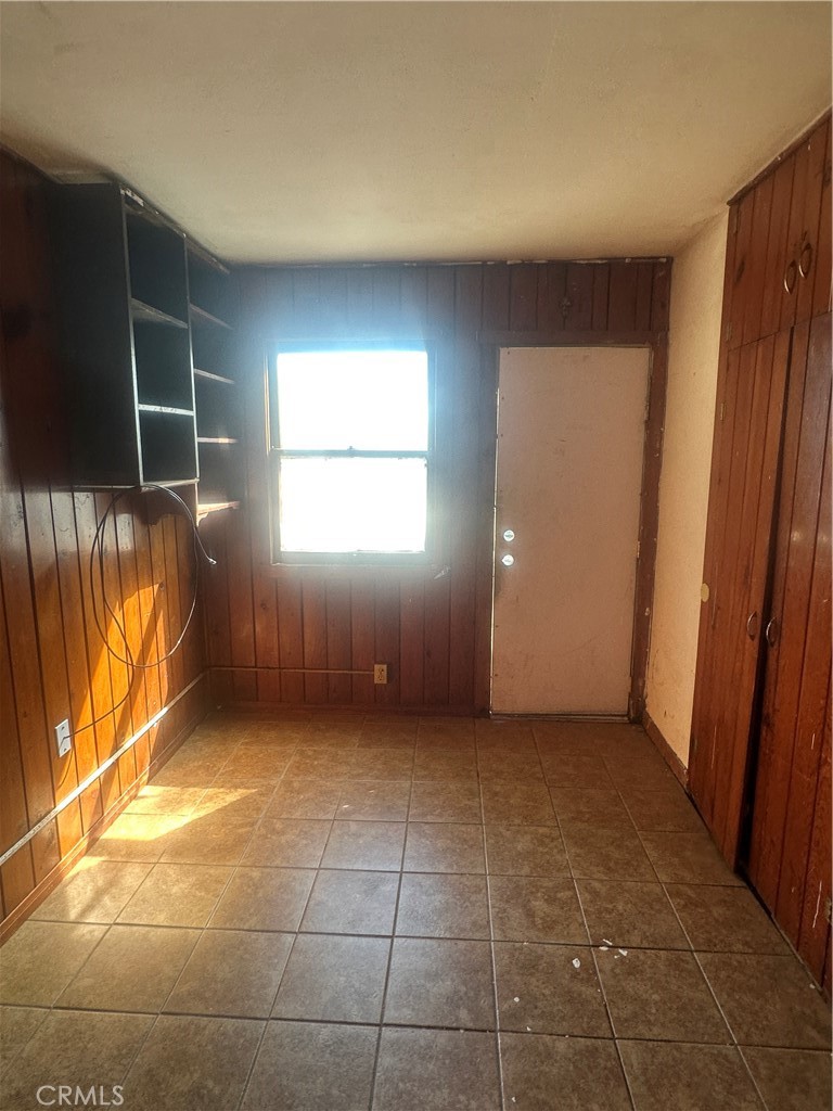 401 4th Property Photo 21