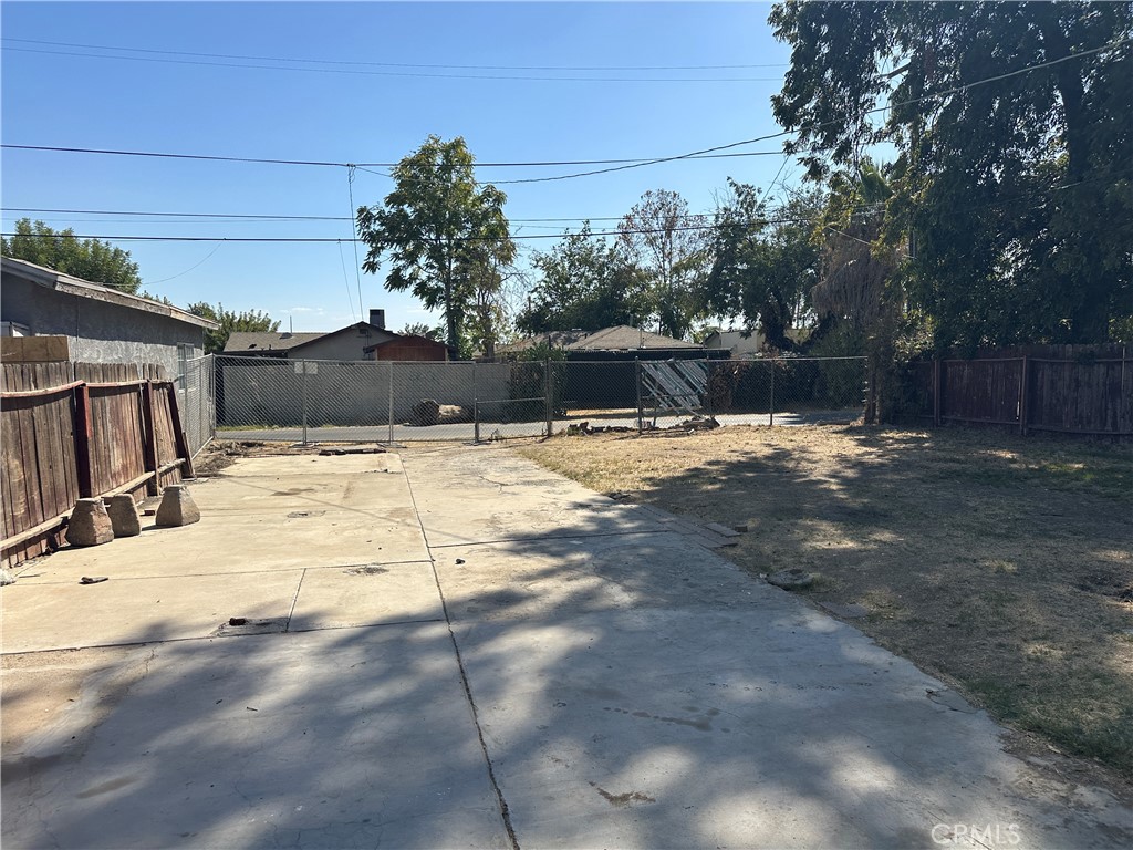 401 4th Property Photo 25