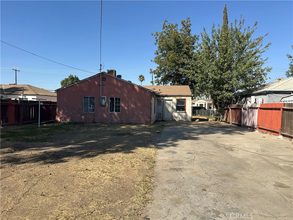401 4th Property Photo 26