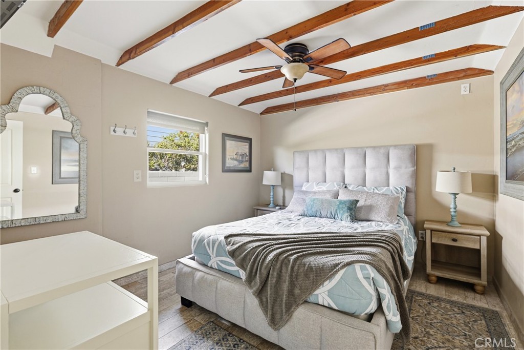 2712 Studio Property Photo 16