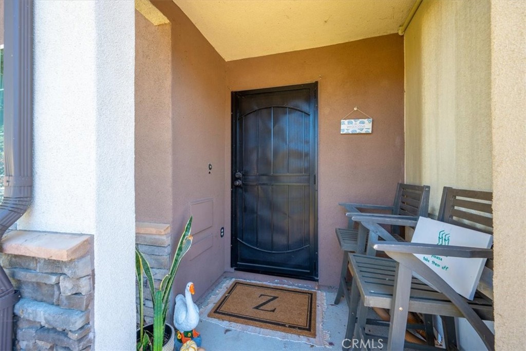 5566 Madrono Property Photo 5