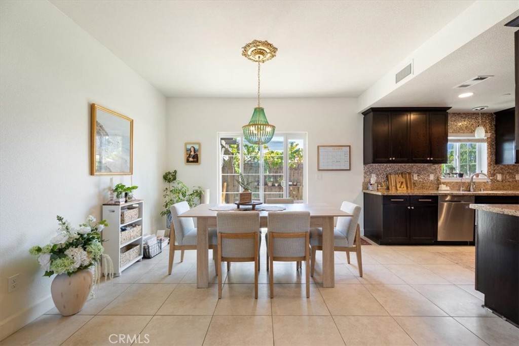 5566 Madrono Property Photo 11