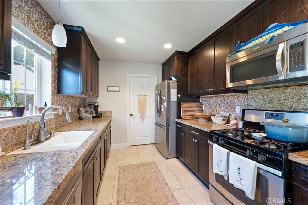5566 Madrono Property Photo 14