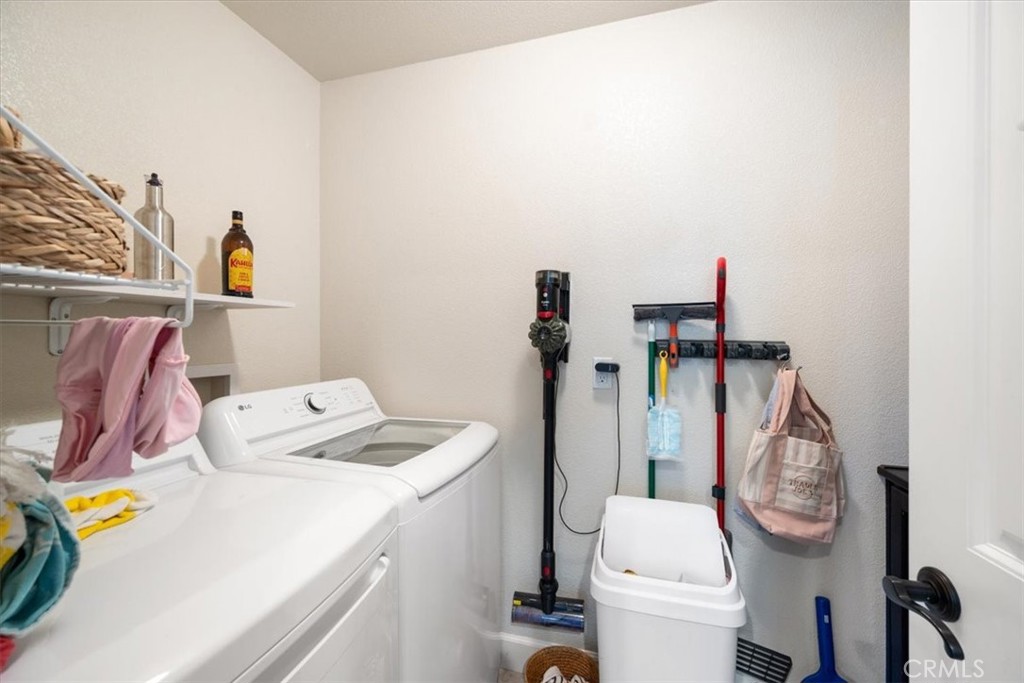 5566 Madrono Property Photo 27
