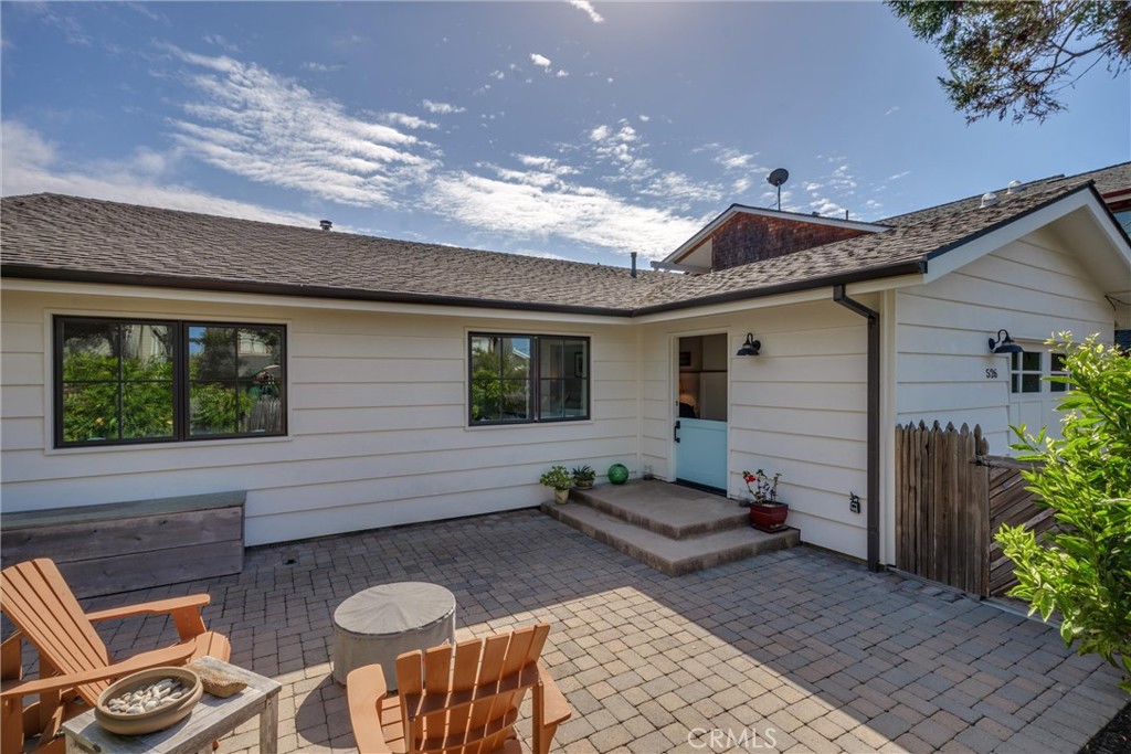 526 Huntington Road Property Photo 12