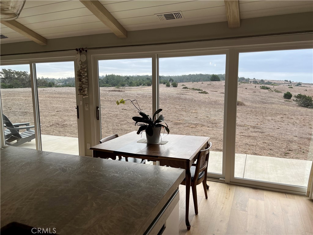 526 Huntington Road Property Photo 28