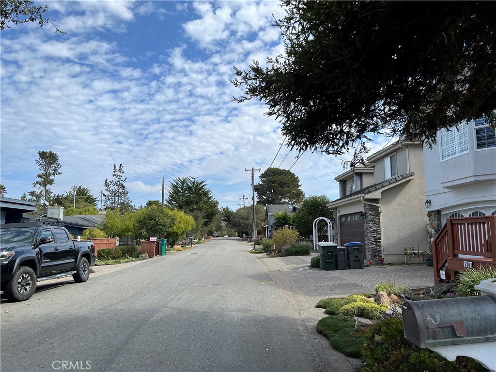 526 Huntington Road Property Photo 71