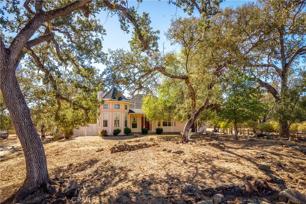 10045 Old Morro E Property Photo 1