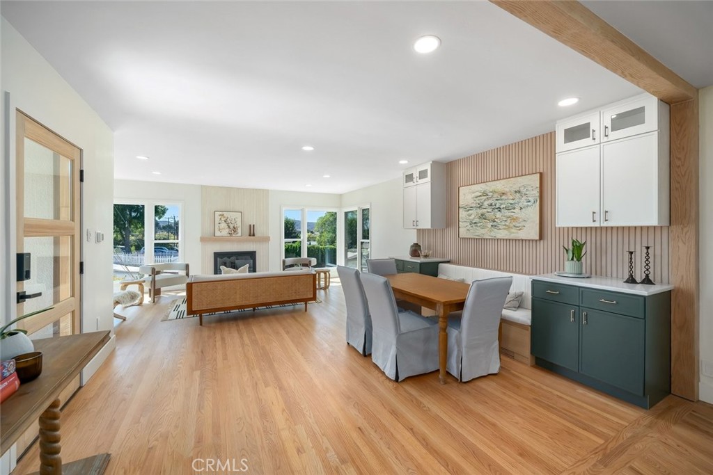 1304 Sydney Property Photo 4