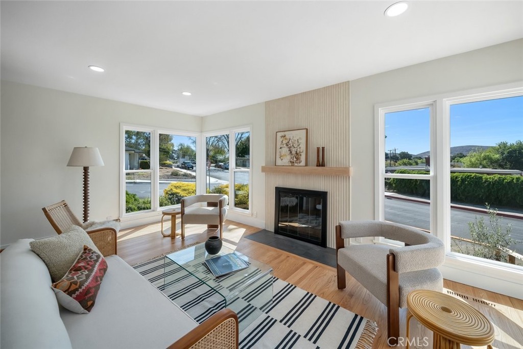 1304 Sydney Property Photo 6
