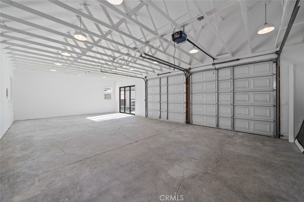 1304 Sydney Property Photo 17