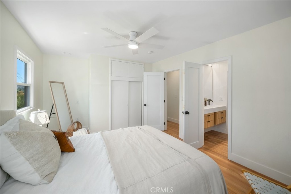 1304 Sydney Property Photo 34